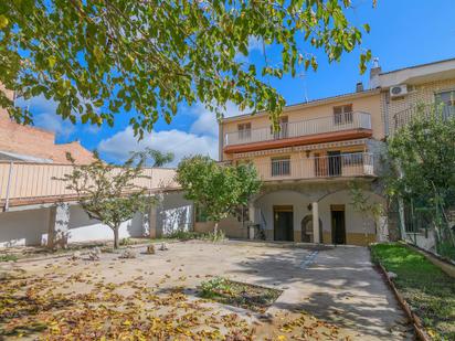 Exterior view of Single-family semi-detached for sale in Avinyó  with Air Conditioner, Heating and Terrace