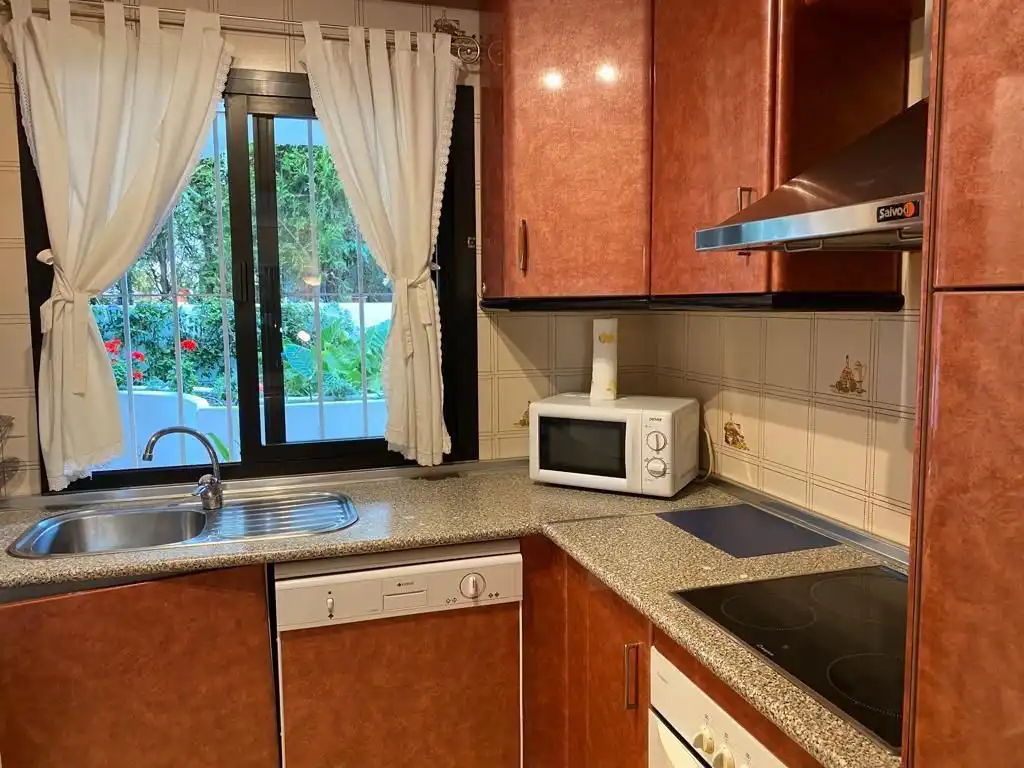 Cocina de Piso de alquiler en Marbella con Amueblado y Se aceptan mascotas