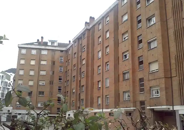 Vista exterior de Garaje en venta en Mieres (Asturias)