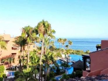 Maisonette mit Pool zum Verkauf in Calle Calle Océano Ártico