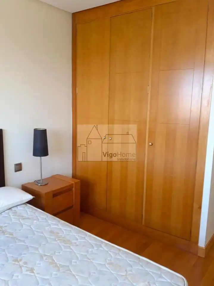 Bedroom of Flat for rent in Vigo   with Heating, Swimming Pool and Furnished