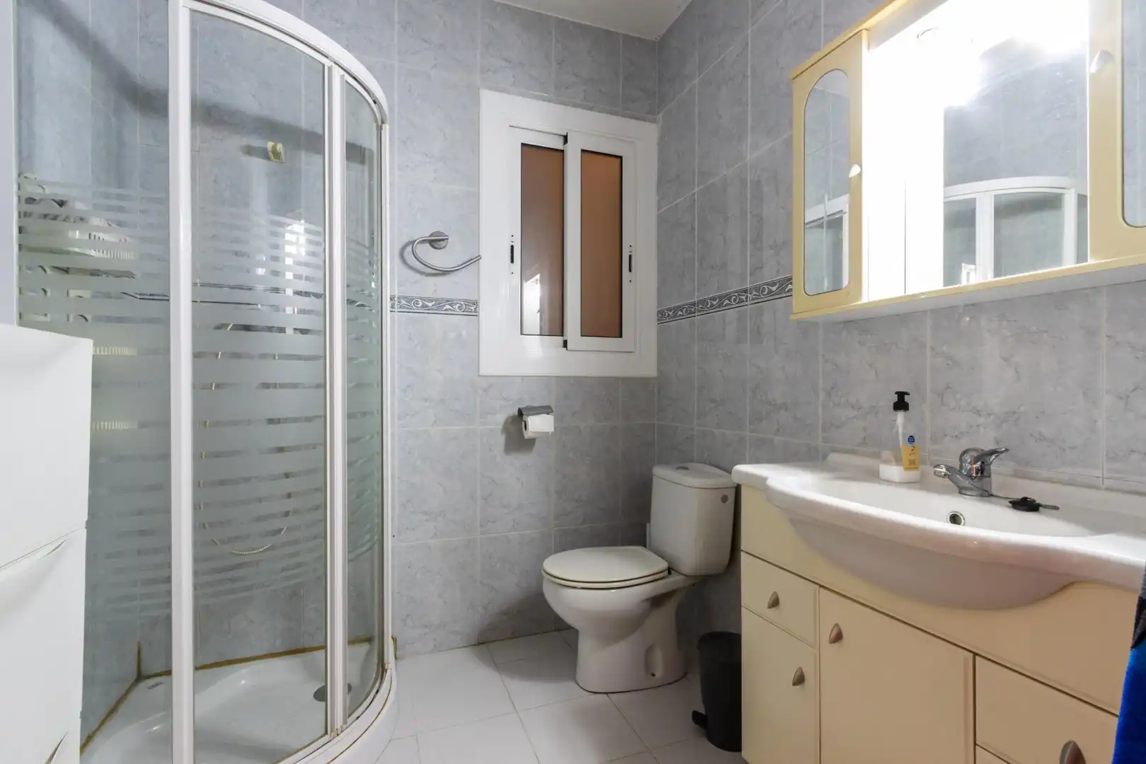 Baño de Casa adosada en venta en Sentmenat con Aire acondicionado, Calefacción y Terraza