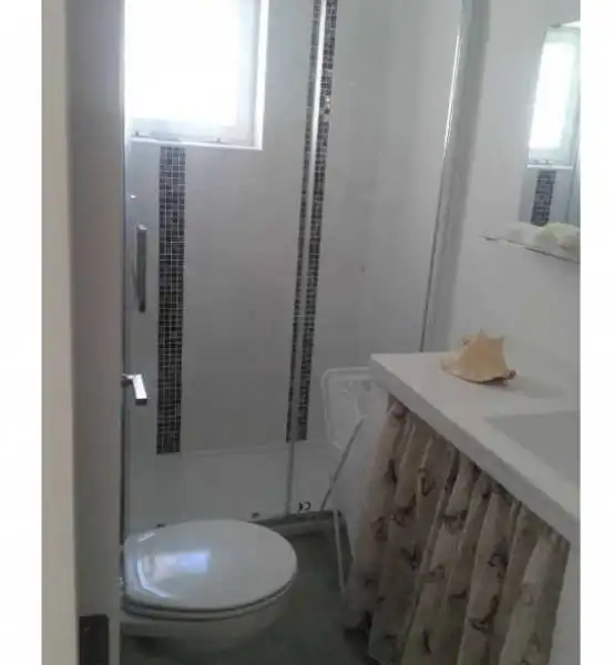 Baño de Piso de alquiler en Almería con Aire acondicionado y Amueblado