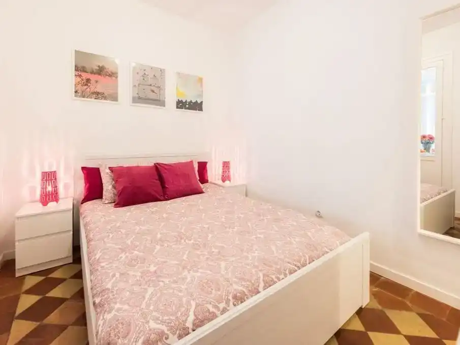 Bedroom of Apartments for share in Castelldefels  with Parquet flooring, Storage room and Furnished