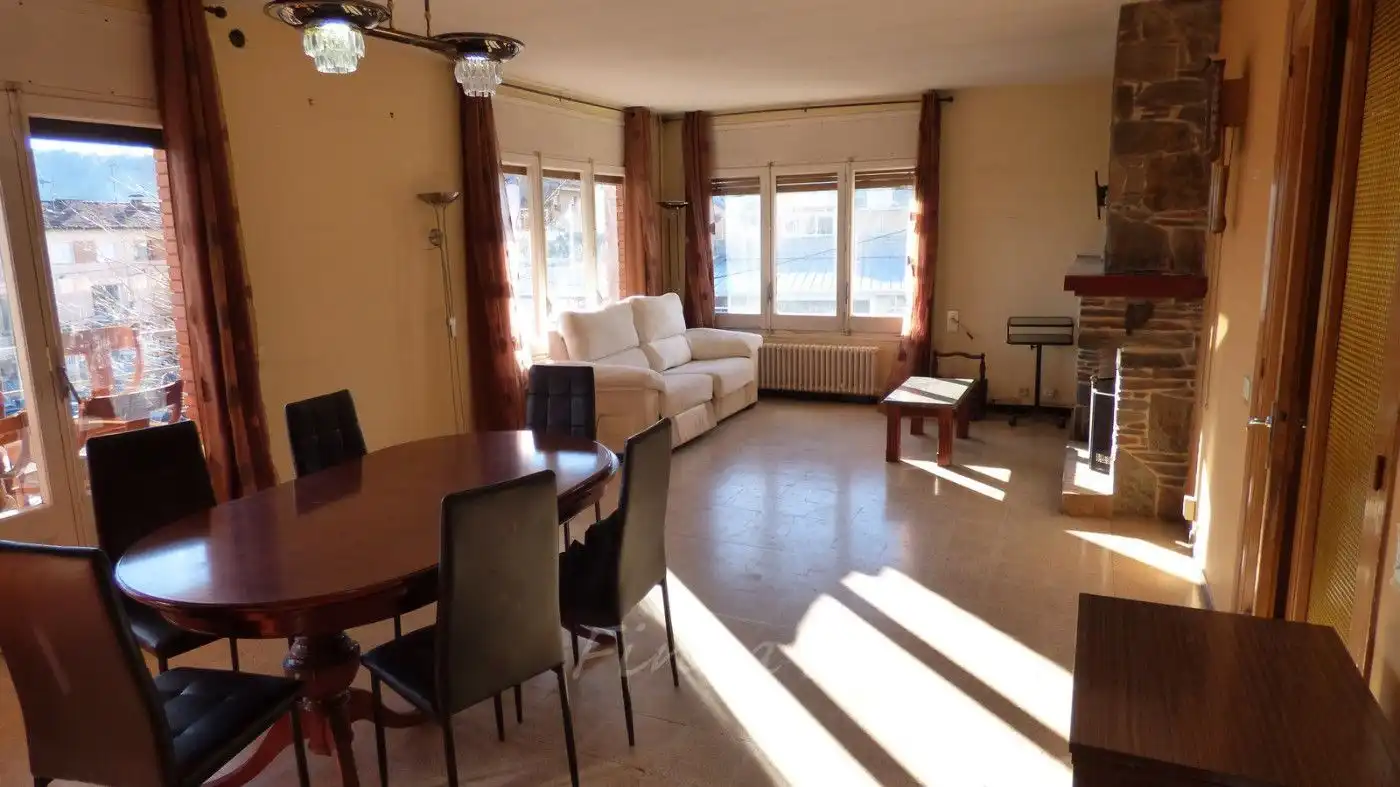 Sala d'estar de Casa o xalet en venda en Moià amb Calefacció, Terrassa i Traster