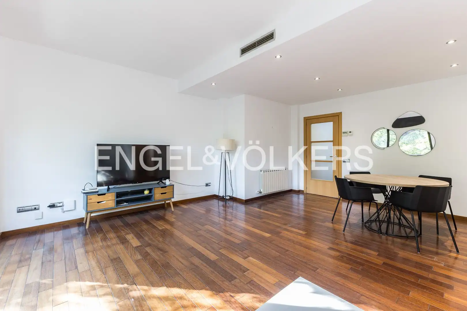 Sala d'estar de Àtic en venda en Barcelona amb Aire condicionat, Calefacció i Terrassa