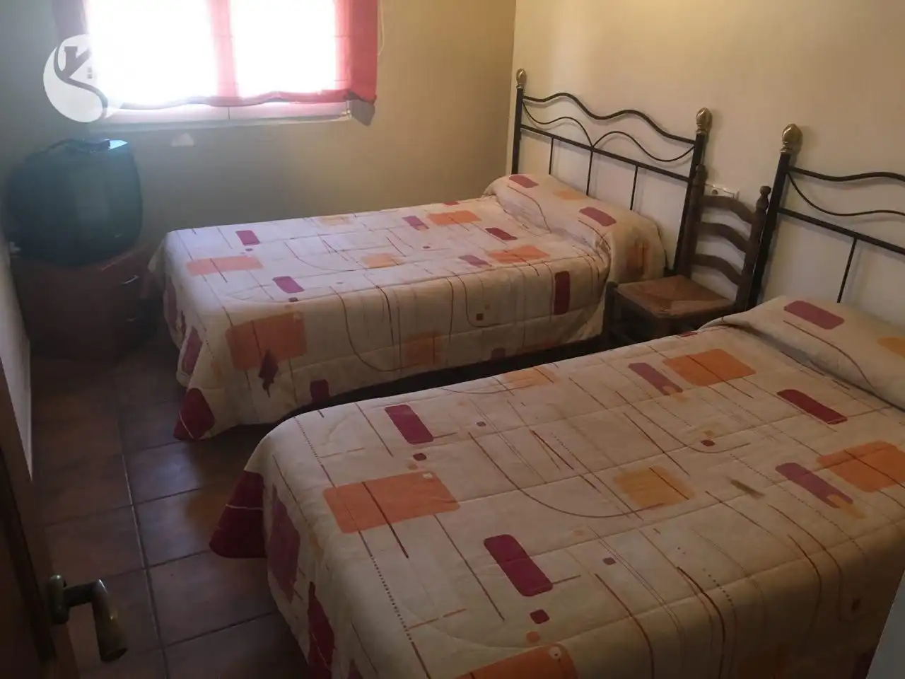 Casa adosada en venda a Fuentes