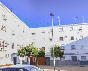 Exterior view of Flat for sale in  Sevilla Capital
