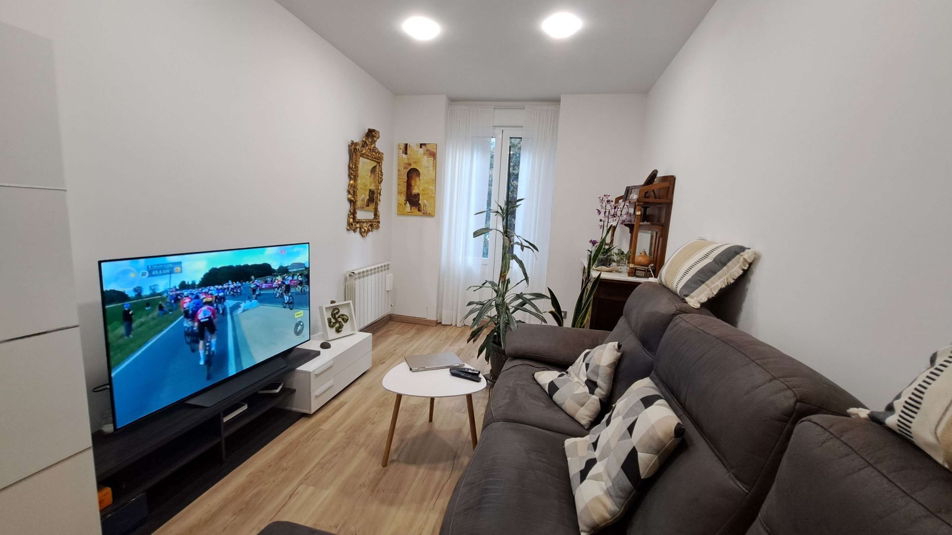 Sala d'estar de Pis en venda en  Zaragoza Capital amb Aire condicionat, Calefacció i Terrassa