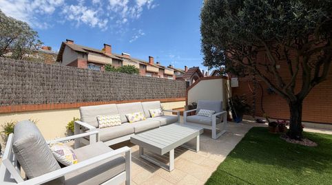 Foto 2 de Casa adosada en venta en Torrent Ballester, Viladecans