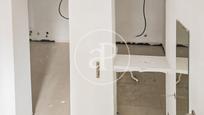 Flat for sale in  Madrid Capital  with Heating
