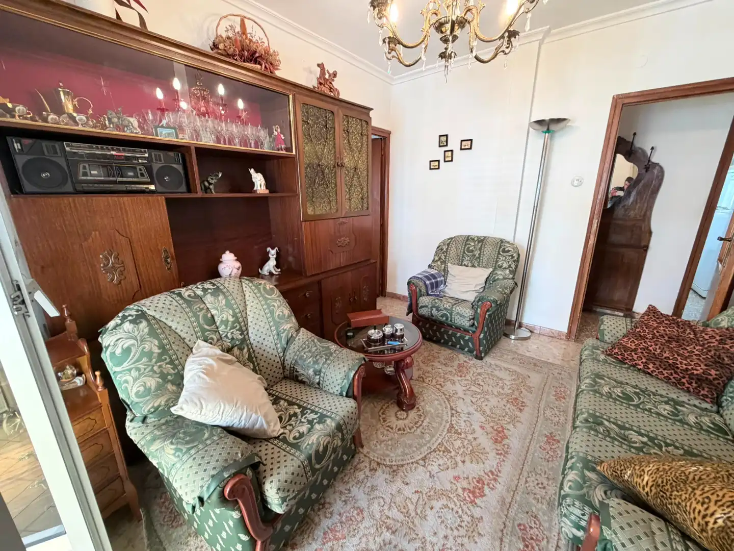 Sala d'estar de Pis en venda en Valladolid amb Calefacció i Moblat