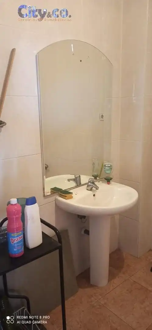 Baño de Local de alquiler en Lorquí con Aire acondicionado