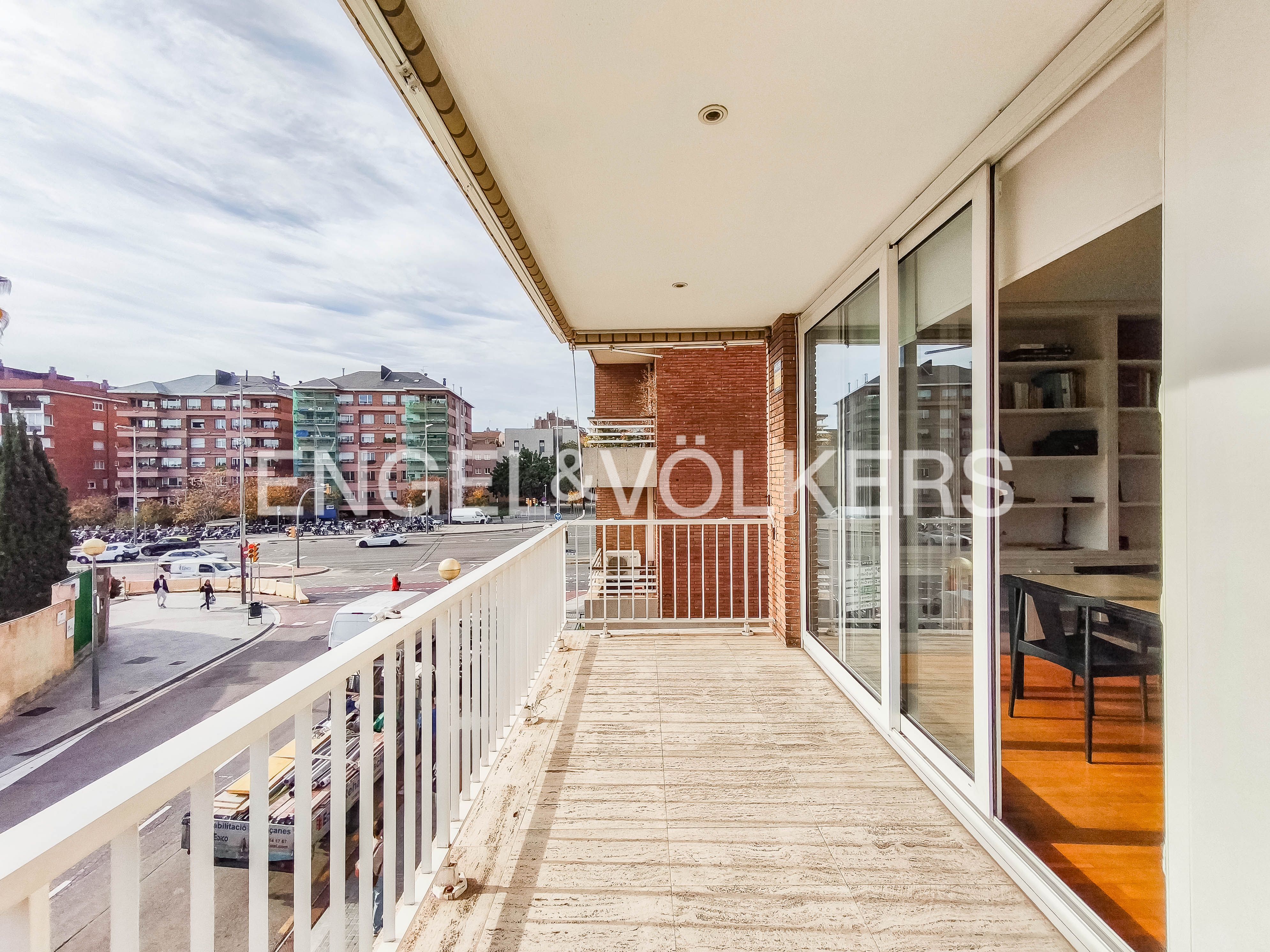 Balcony of Apartment to rent in  Barcelona Capital  with Air Conditioner, Heating and Parquet flooring
