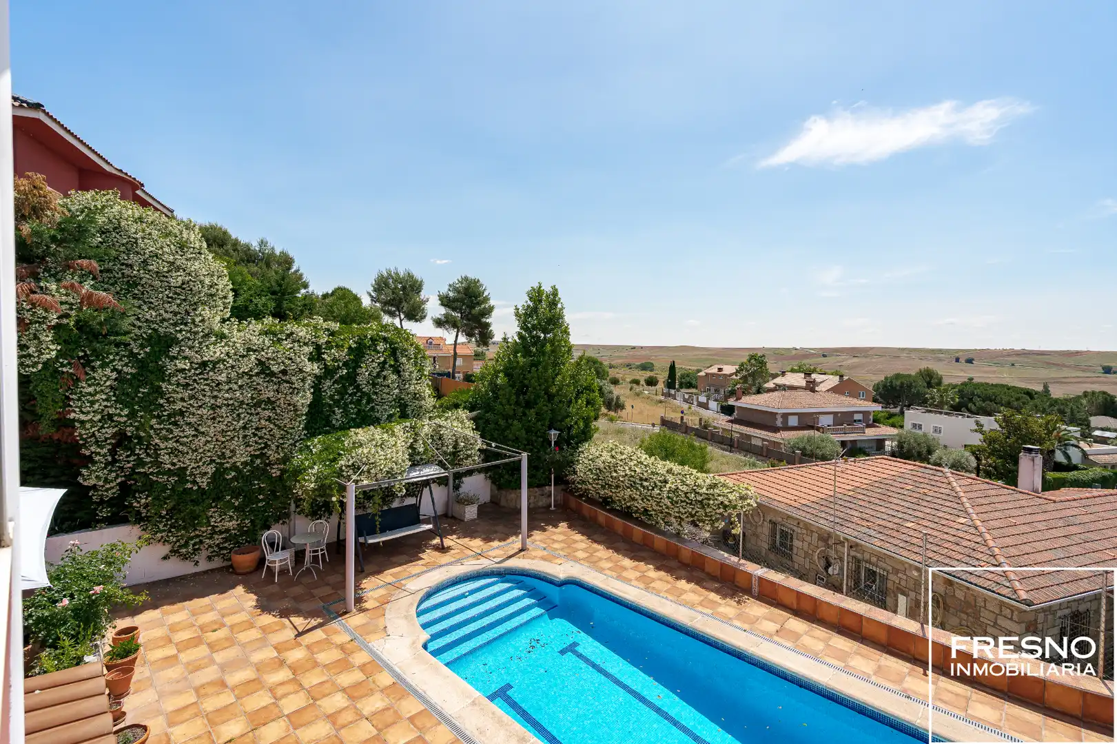Piscina de Casa o xalet en venda en Cobeña amb Aire condicionat, Calefacció i Jardí privat