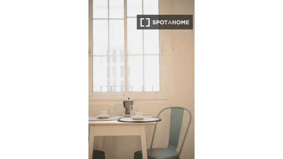 Habitació a Sevilla, Sevilla