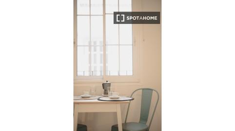 Photo 5 of Apartment to share in Triana Casco Antiguo, Sevilla