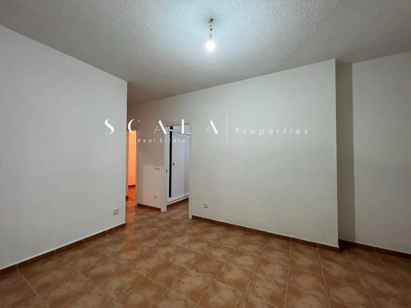 Flat with lift to rent in Fernan Gonzalez