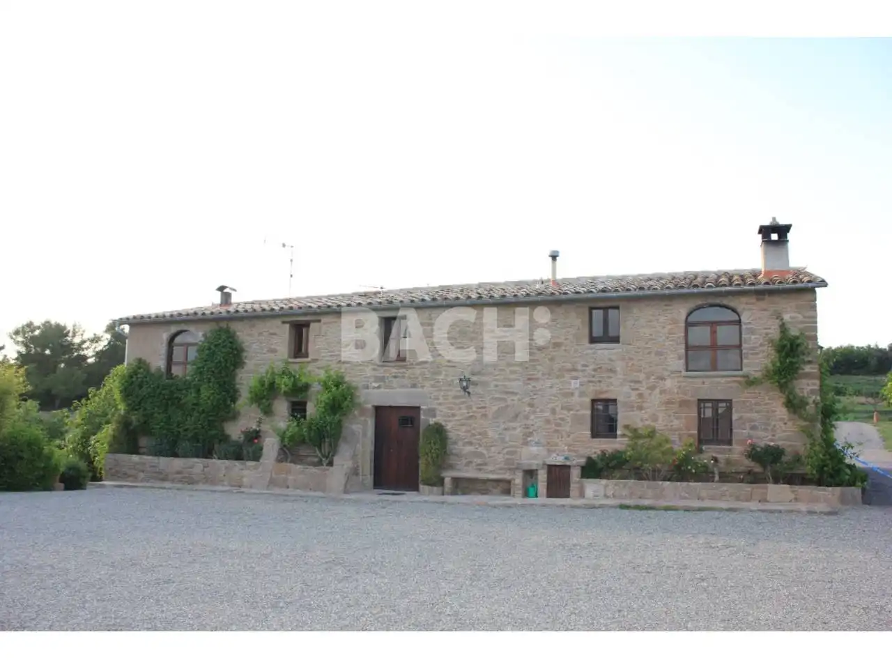 Außenansicht von Country house zur Miete in Olost, Barcelona