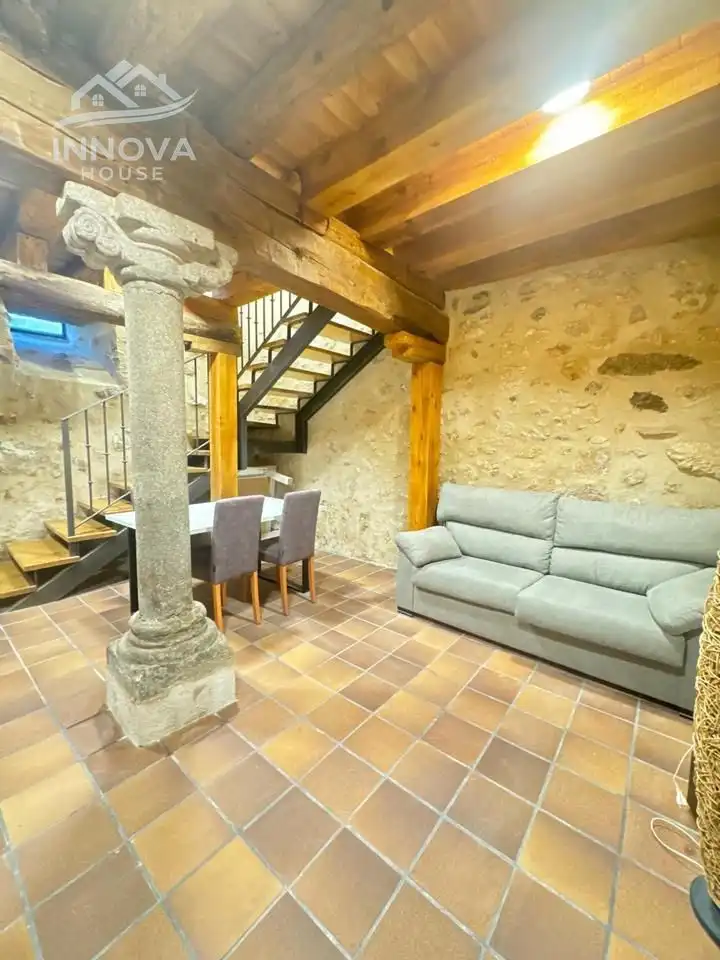Living room of Ground floor for rent in Segovia  with Heating, Terrace and Furnished