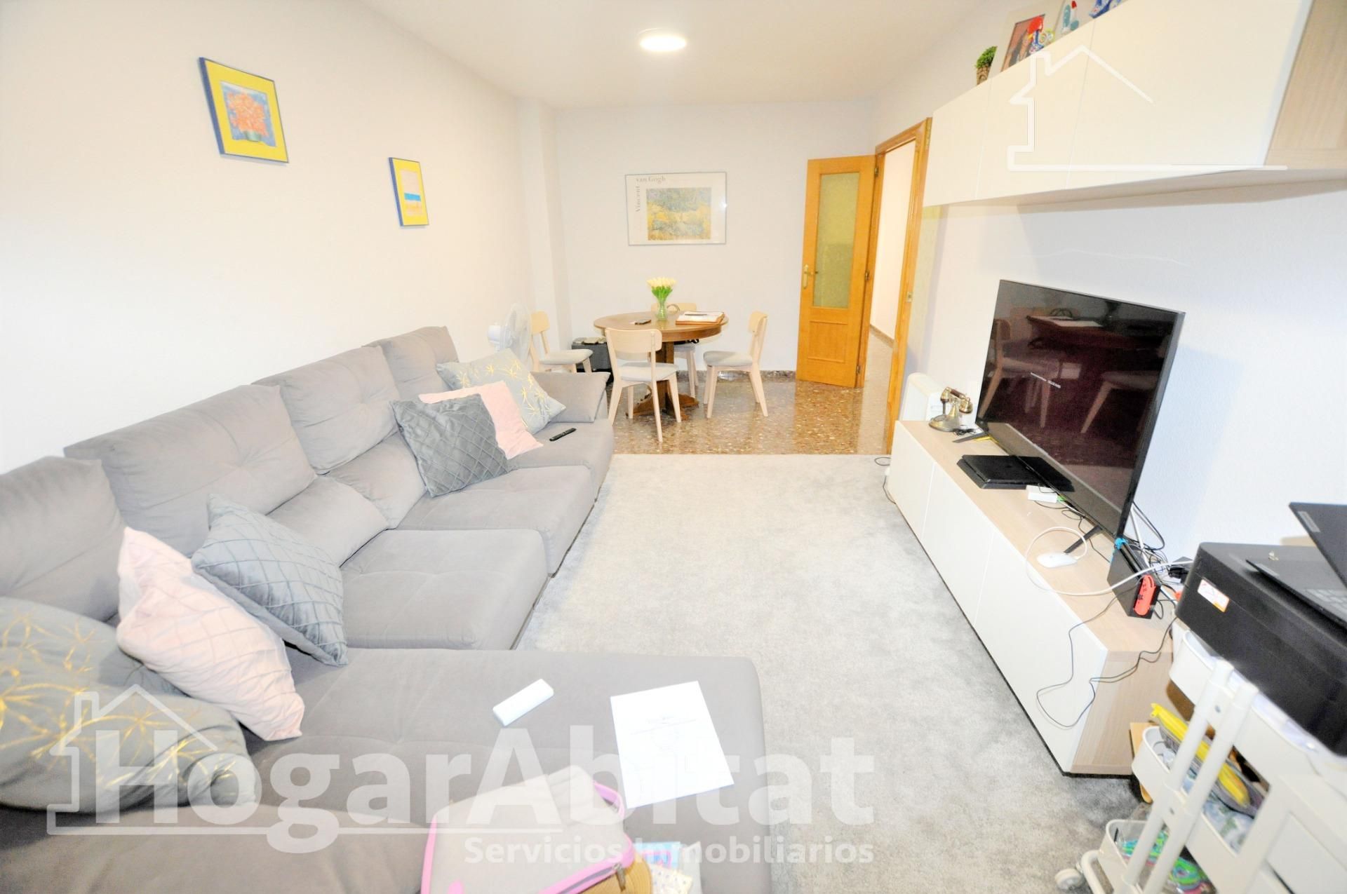 Living room of Flat for sale in Xirivella  with Air Conditioner