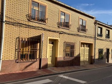 Maison à vendre à Calle Matías Montero 10