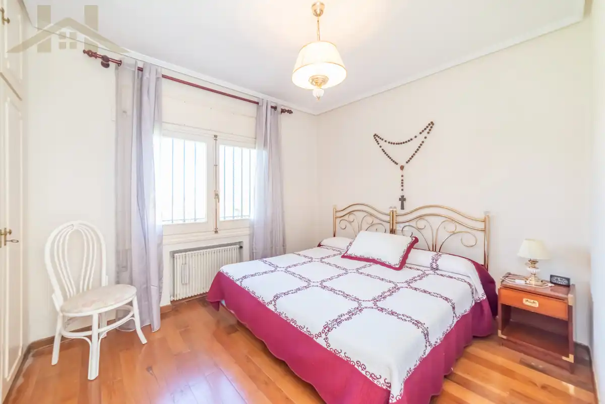 Bedroom of Country homes for sale in Ciempozuelos  with Private garden, Storage room and Swimming Pool