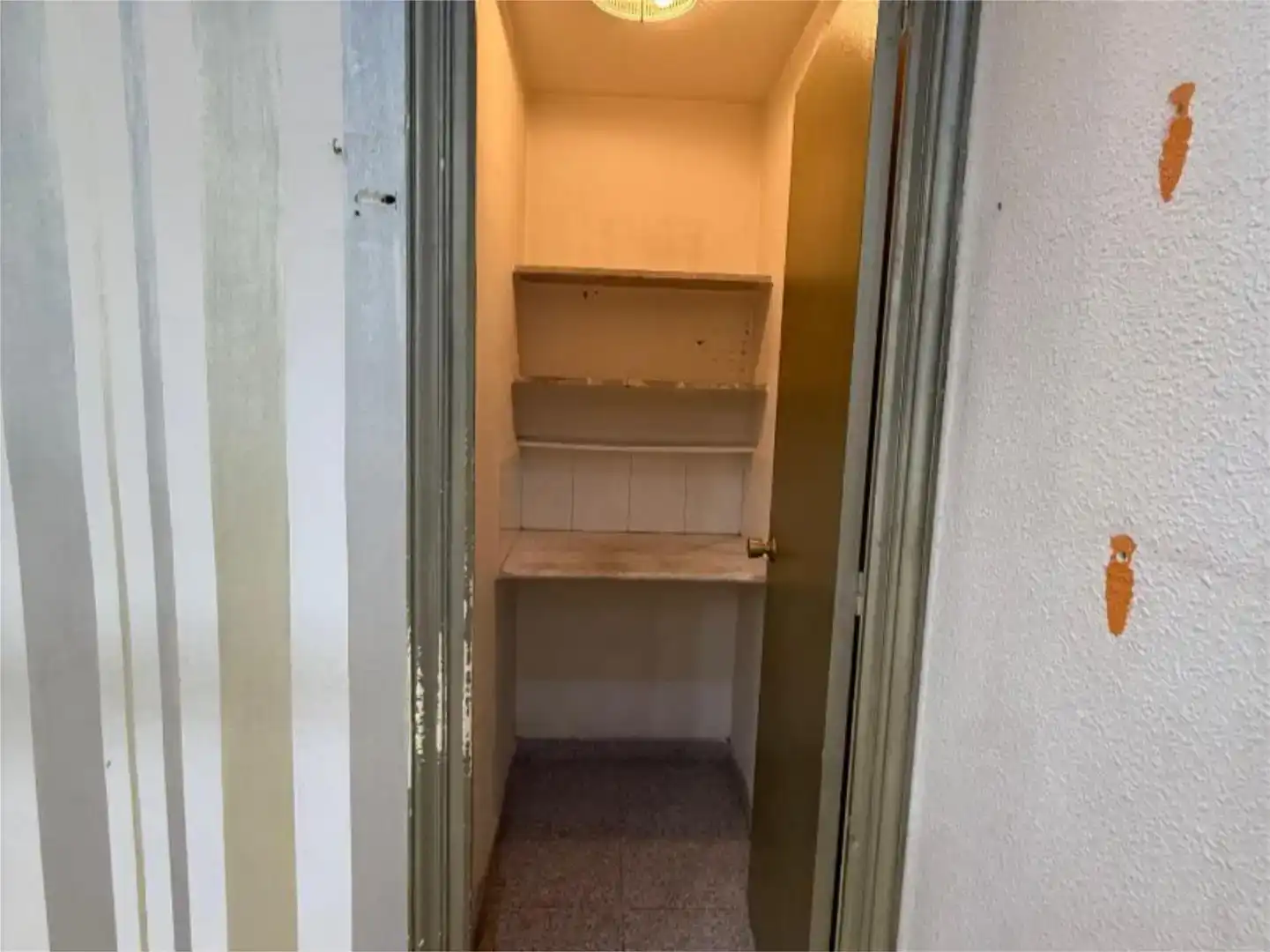 Commercial properties for rent in Almenar  with Air Conditioner and Parquet flooring