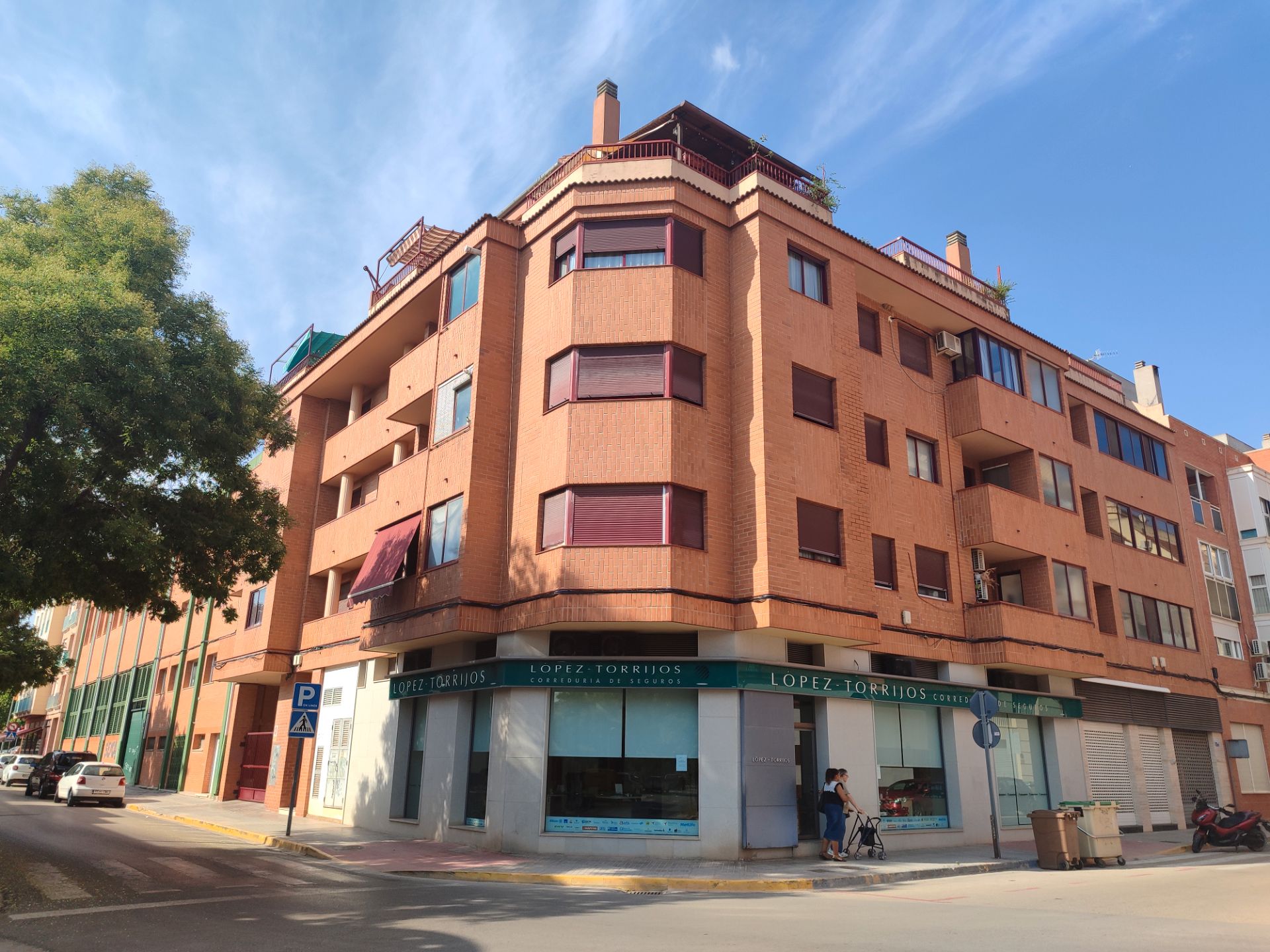 Exterior view of Flat for sale in Almansa  with Furnished, Oven and Balcony