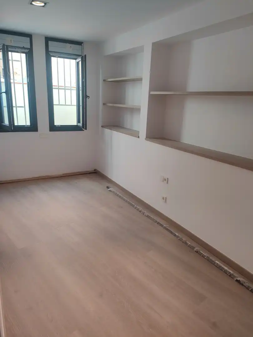 Flat for rent in Carrer dels Gavatxons, 8, Barri del Centre