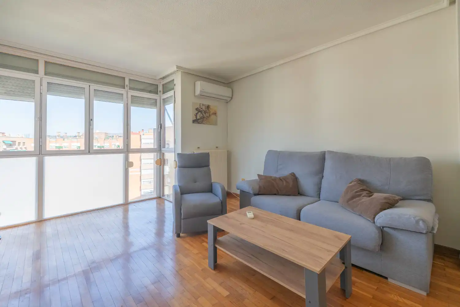 Wohnung zur Miete in Calle de las Naves, Acacias