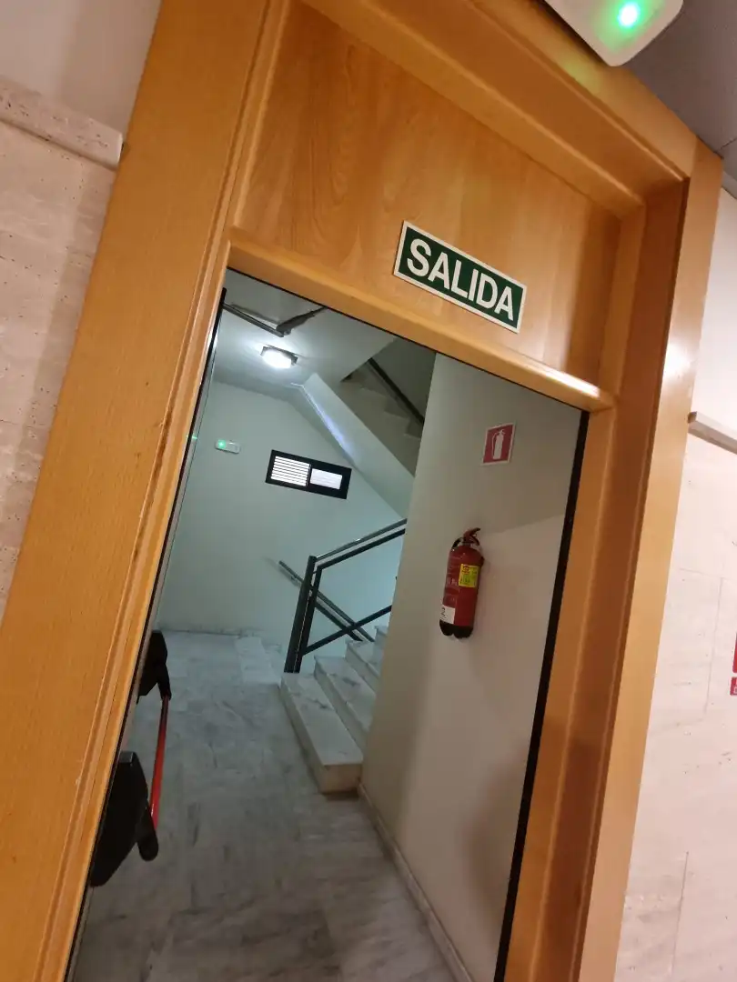 Office space with lift to rent in Pisa, imagen 19