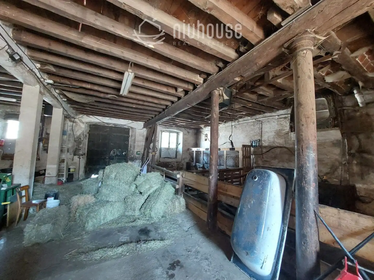 Buildings for sale in Puigcerdà