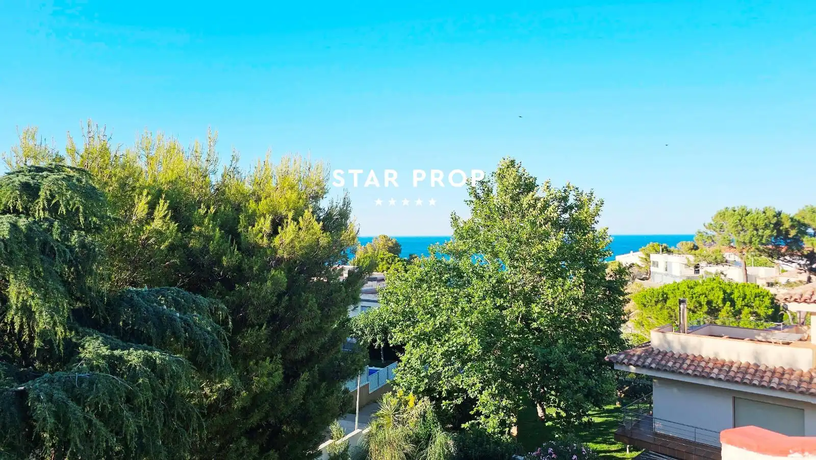 Casa adosada en venta en Llançà con Terraza, Trastero y Amueblado