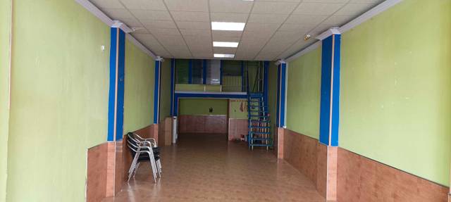 Local comercial en Alquiler en Calle de Jorge Torner en Centro