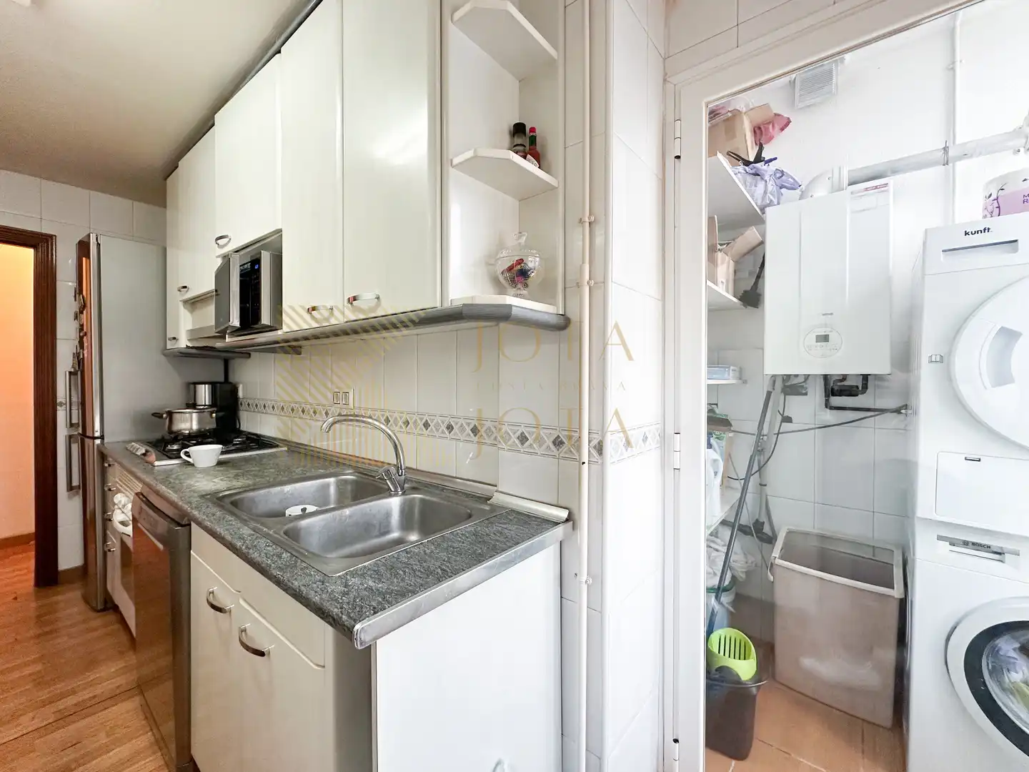 Flat with pool for sale in Avinguda Amèrica 33, imagen 13