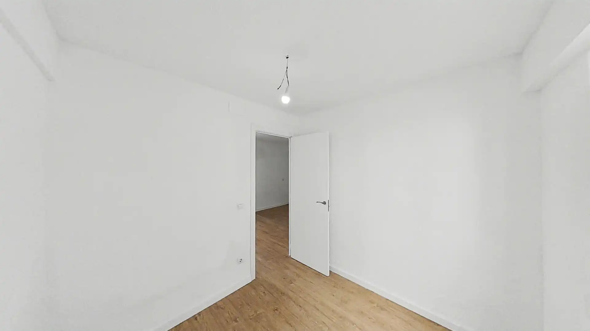 Bedroom of Flat for rent in Madrid  with Oven and Pets allowed
