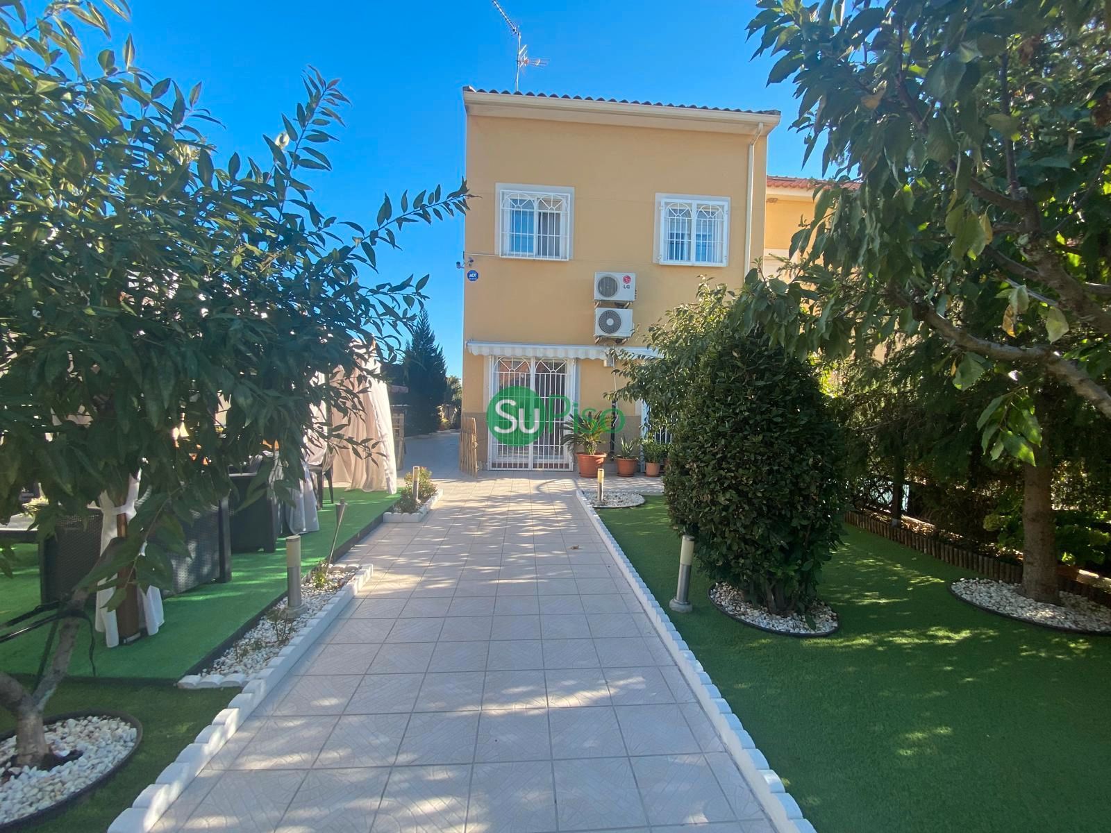 House or chalet for sale in Avenida Juan Pablo II, 43