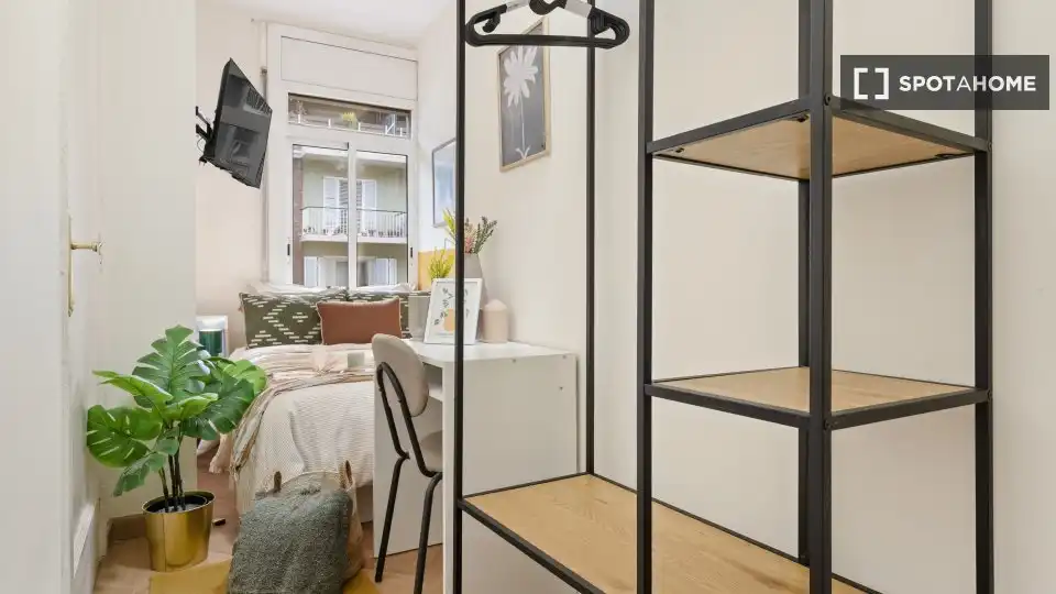 Habitación de Piso para compartir en Barcelona con Aire acondicionado, Calefacción y Terraza
