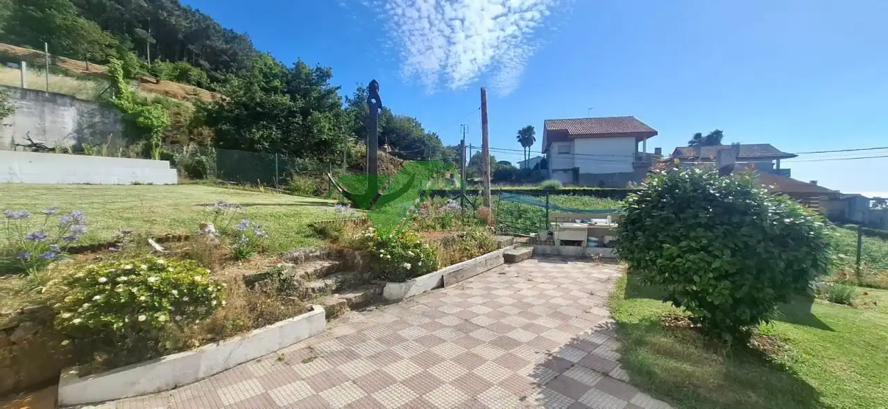 Jardín de Casa o chalet en venta en Vigo  con Calefacción, Terraza y Trastero