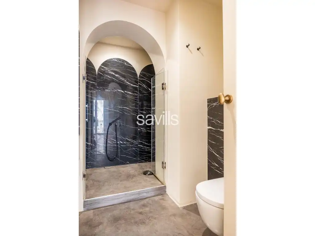 Bathroom of Apartments for sale in Sevilla