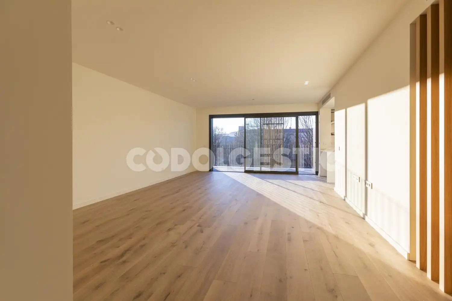 Flat for rent in Mossèn Gudiol, 9, Centre