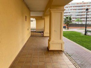 Local en venda en Estepona