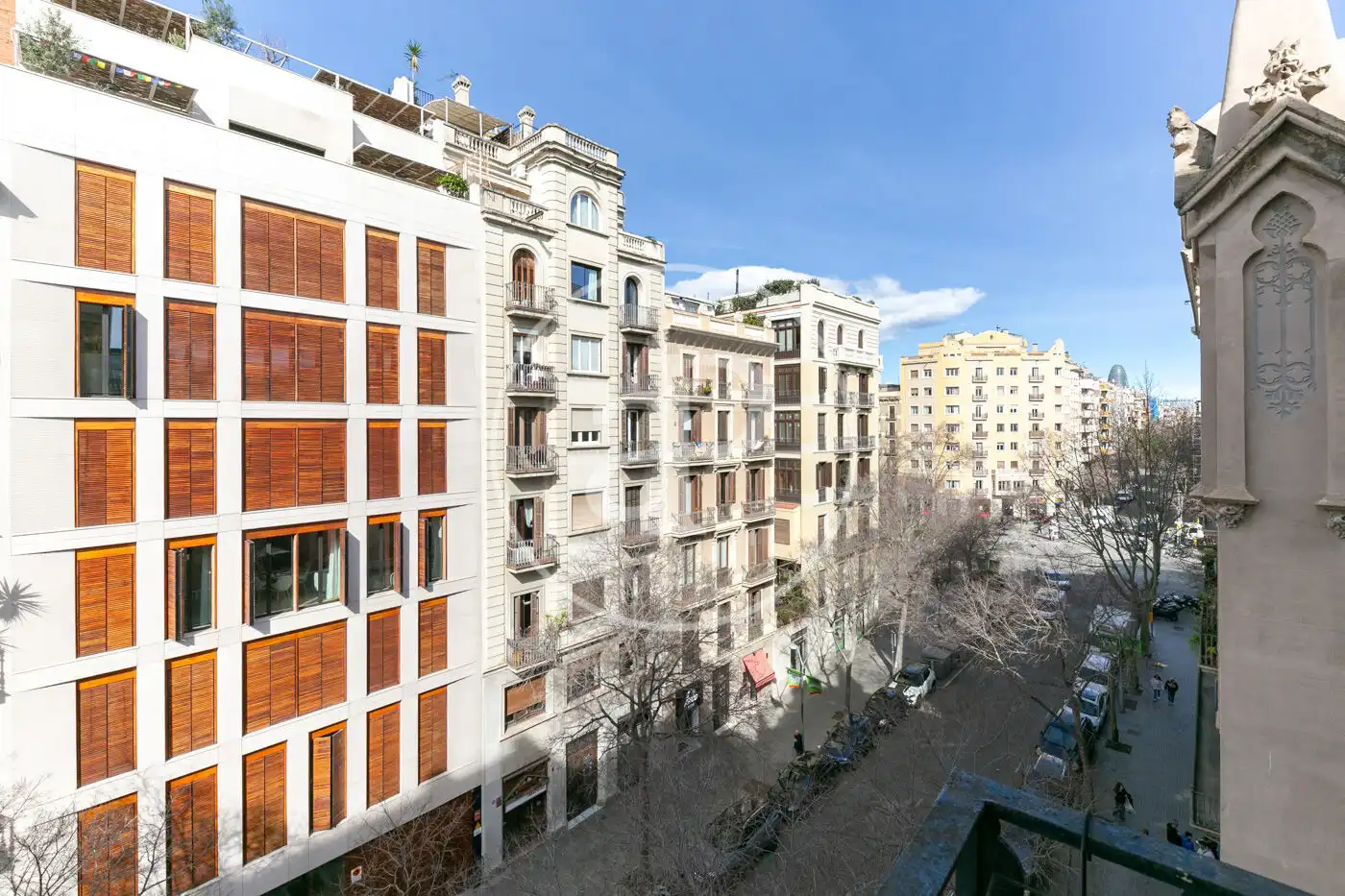 Vista exterior de Piso de alquiler en Barcelona con Aire acondicionado, Calefacción y Amueblado