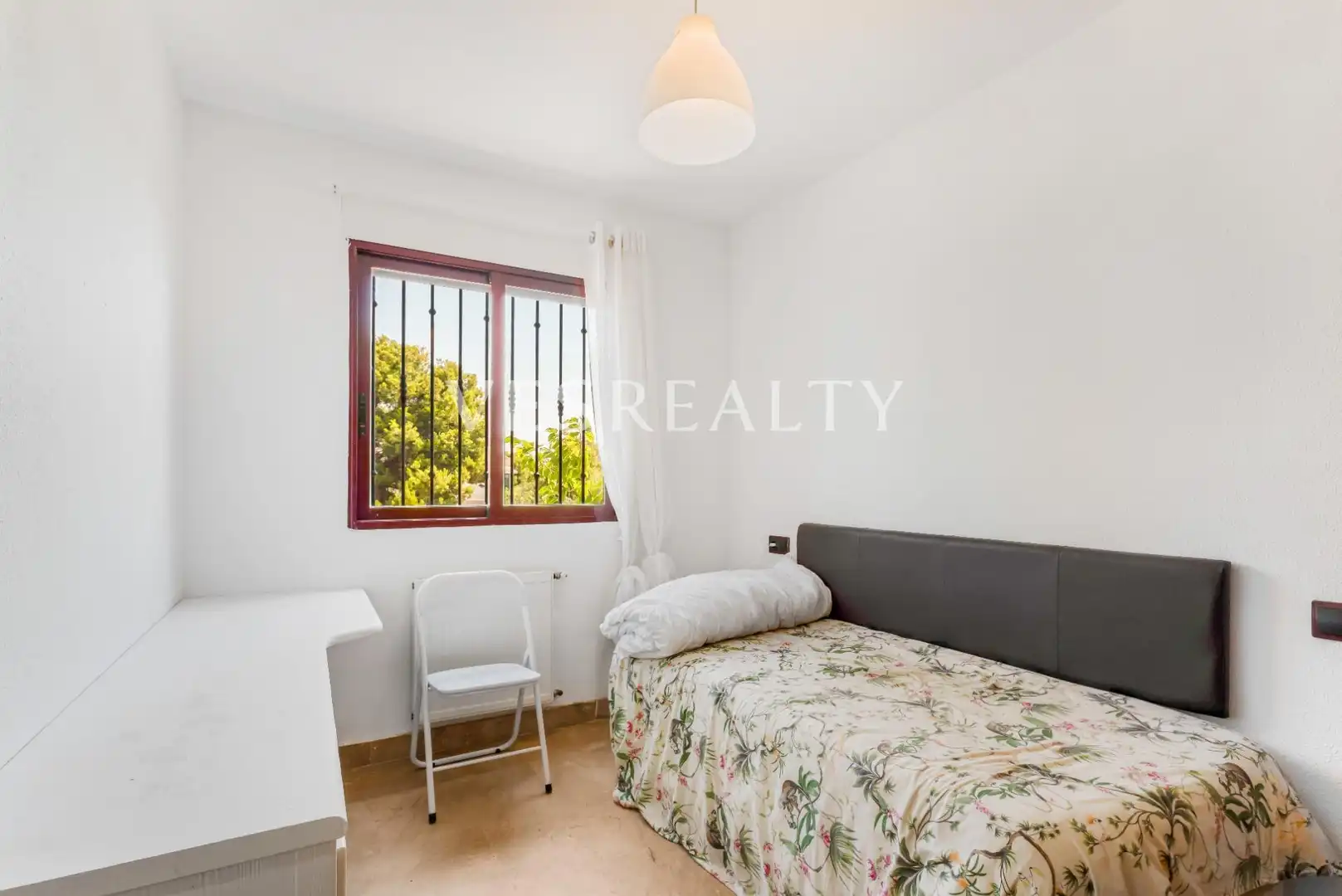 Dormitori de Casa o xalet en venda en Sant Joan d'Alacant amb Jardí privat, Terrassa i Balcó