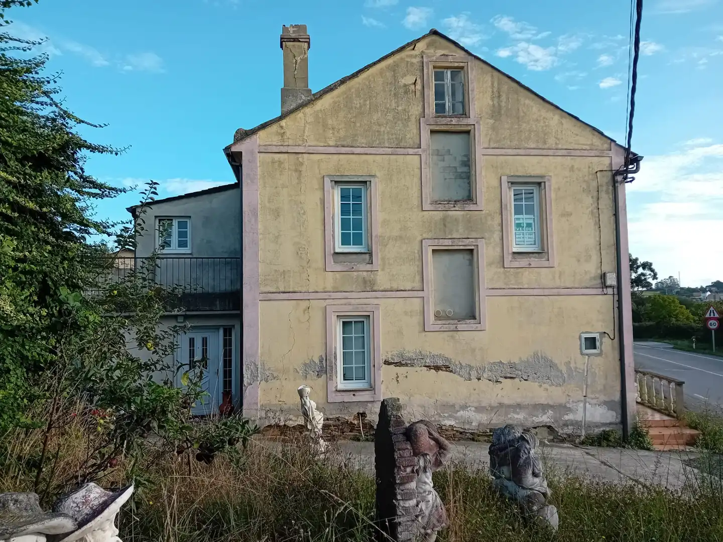 Exterior view of Houses for sale in Foz  with Private garden, Terrace and Storage room