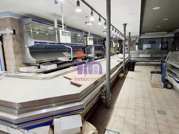 Local comercial en alquiler en Valdepeñas