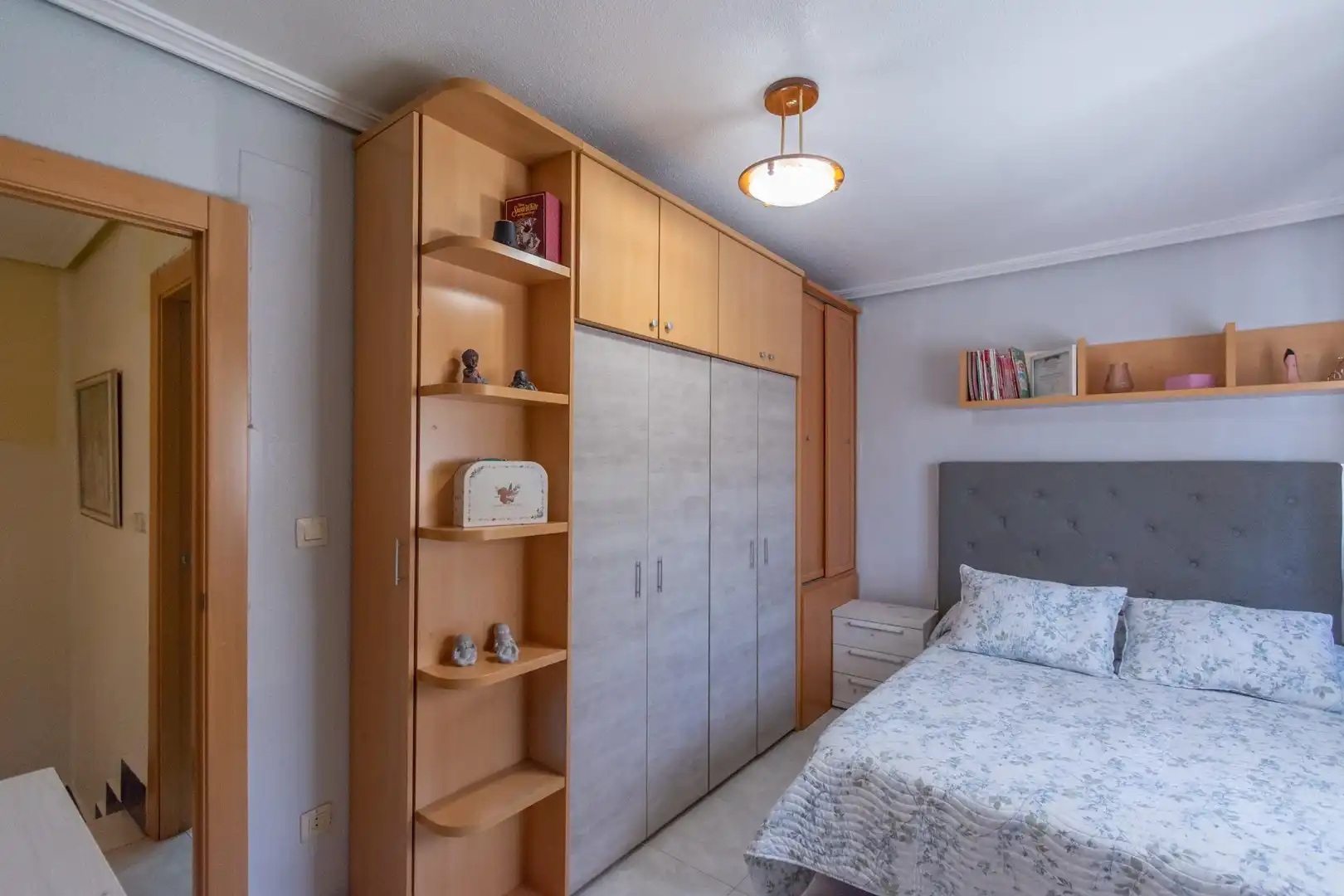 Habitación de Casa adosada en venta en Cartagena con Aire acondicionado, Calefacción y Jardín privado