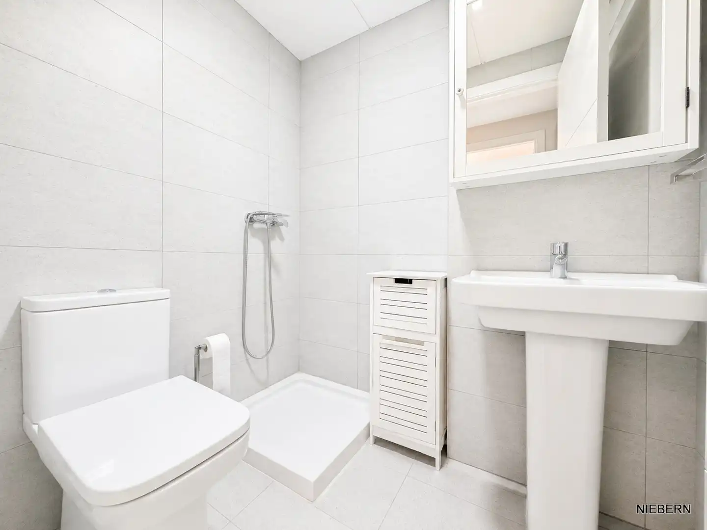 Bathroom of Detached homes for sale in Cartagena  with Air Conditioner, Oven and Balcony