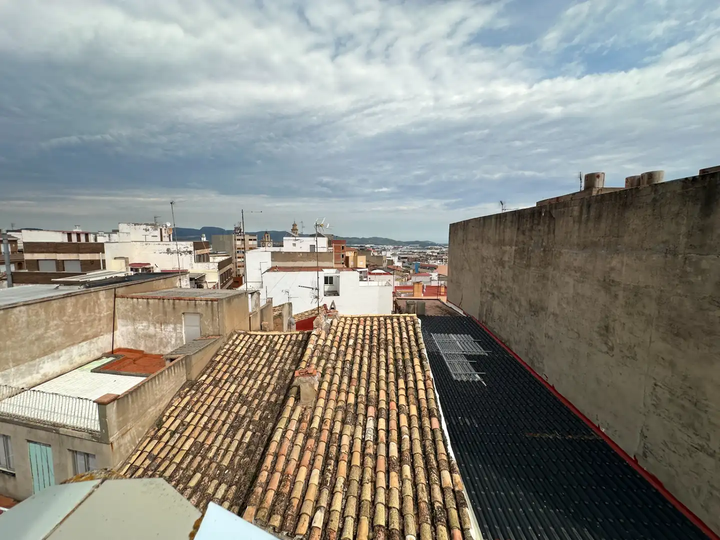 Exterior view of Detached homes for sale in L'Alcora  with Terrace and Storage room